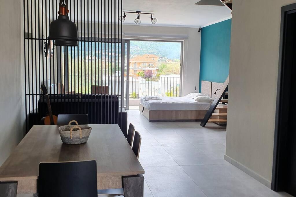 דירות Nydri Loft מראה חיצוני תמונה