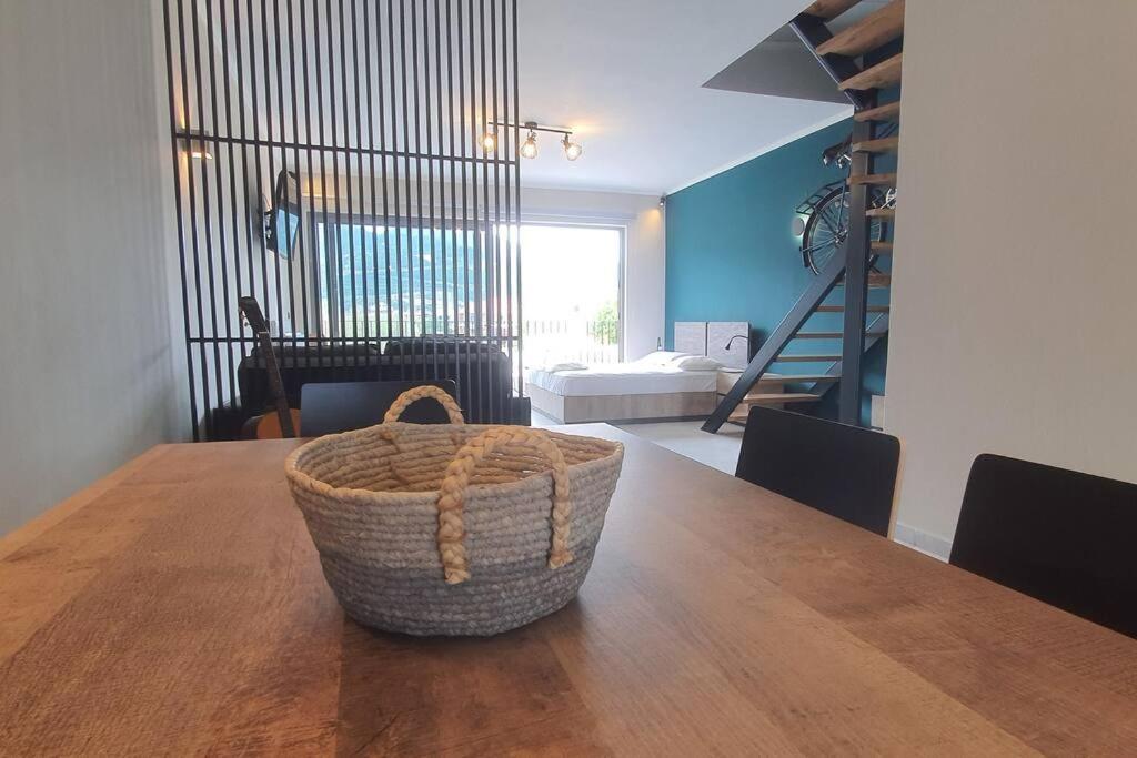דירות Nydri Loft מראה חיצוני תמונה